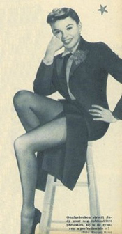 Publicity still of Judy Garland